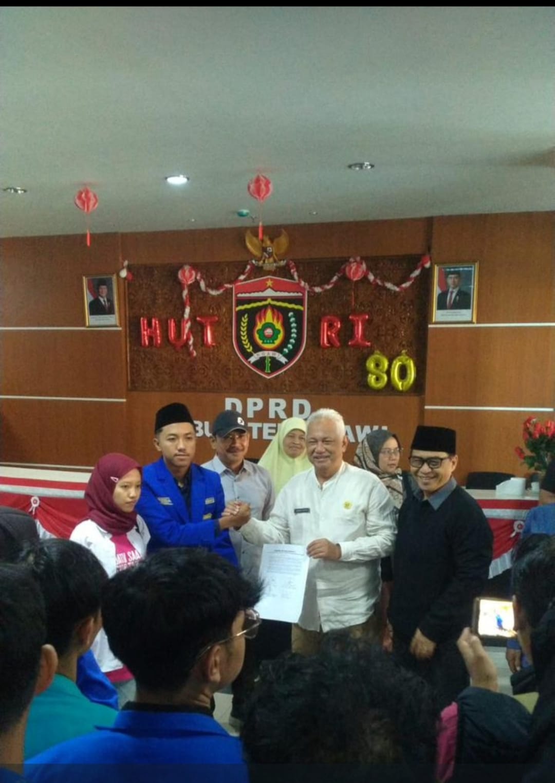 GERAKAN ‘NGAWI IN SOLIDARITY’ AJUKAN LIMA TUNTUTAN AKSI KEPADA PEMERINTAH DAN DPR