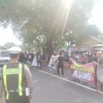 Aksi Protes Peternak ayam petelur Kabupaten Magetan (foto:dok)