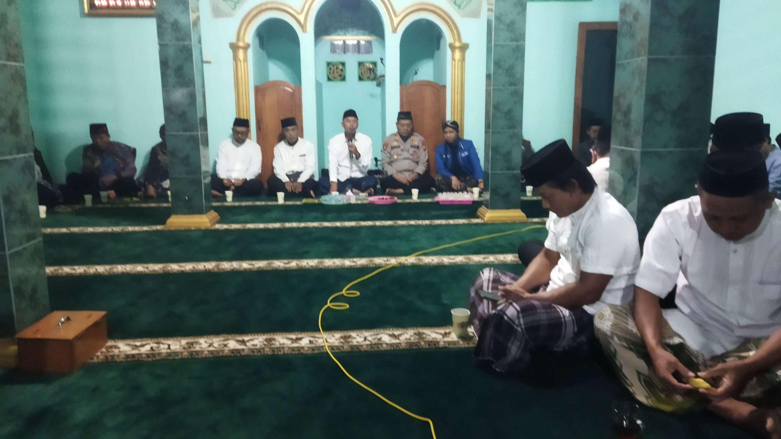 SUBUH BERGERAK, WARGA DAN FORKOPIMCAM JOGOROGO PERKUAT SILATURAHMI di MASJID AULIA TANJUNGSARI