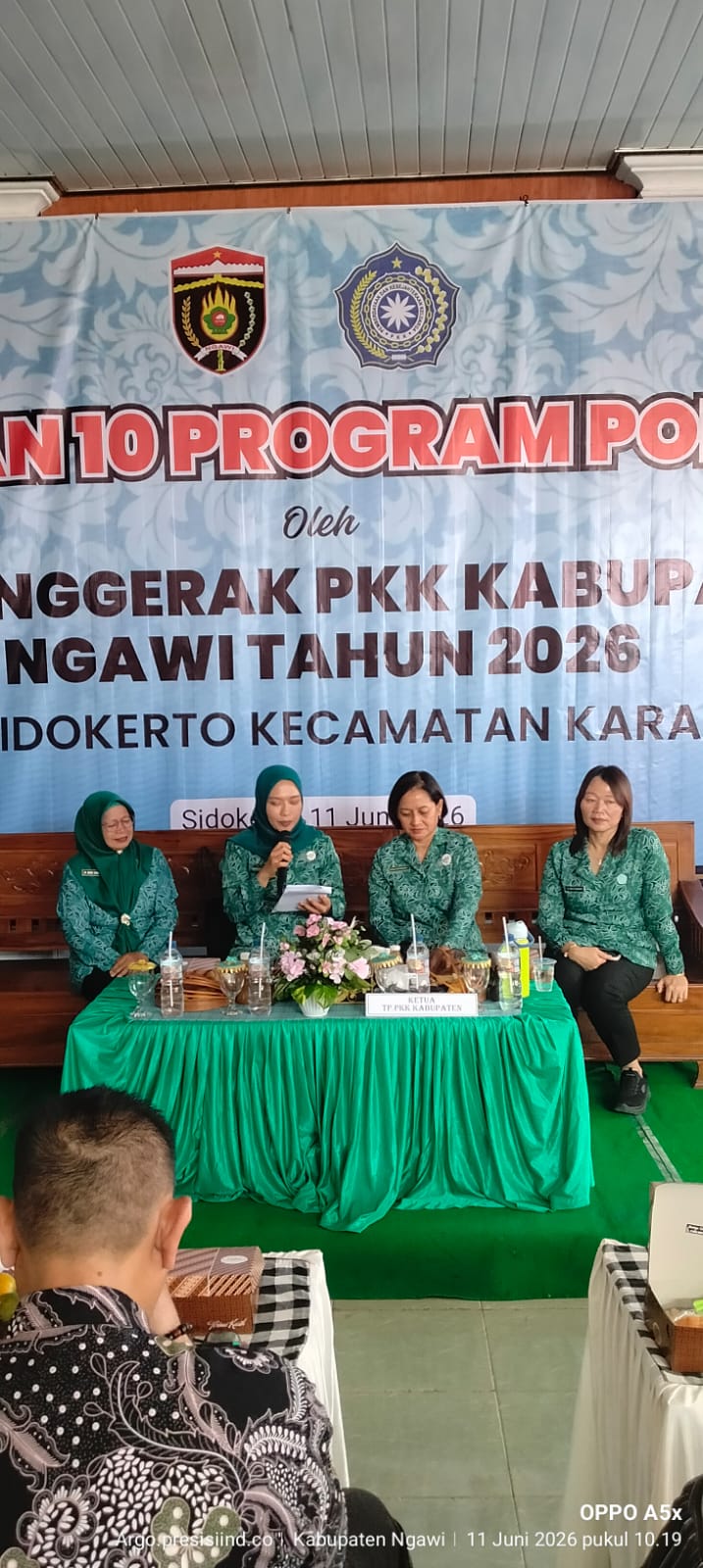 KETUA PKK KABUPATEN NGAWI SOSIALISASIKAN 10 PROGRAM POKOK PKK DI DESA SIDOKERTO