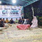 Ibu Kepala Desa tanjungsari saat Sambutan (foto:dok)