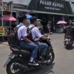 Ilustrasi pelajar berkendara di jalan (redaksi)