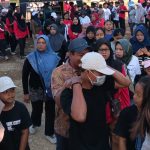 Semaraknya jalan sehat Desa Sumberbening ( foto: redaksi)